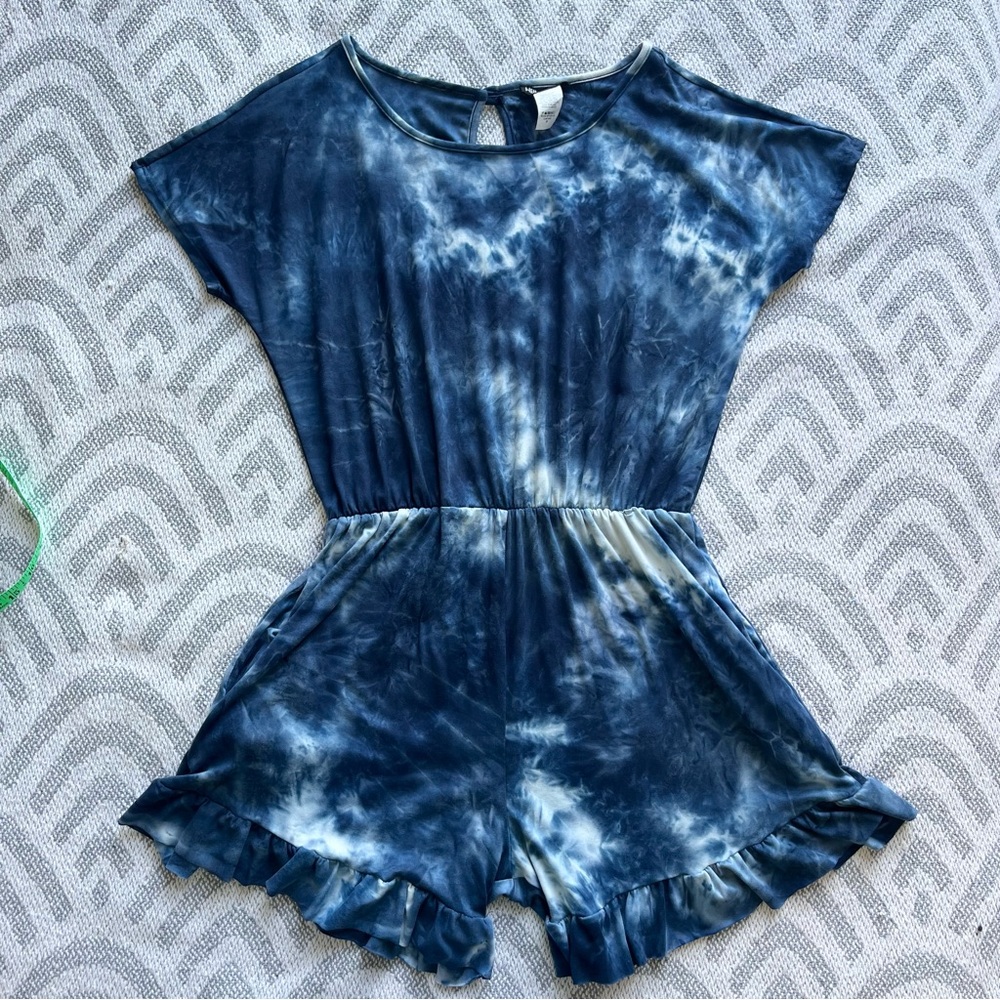 HEIMISH USA Navy Blue Tie-Dye Ruffle Short Romper Medium